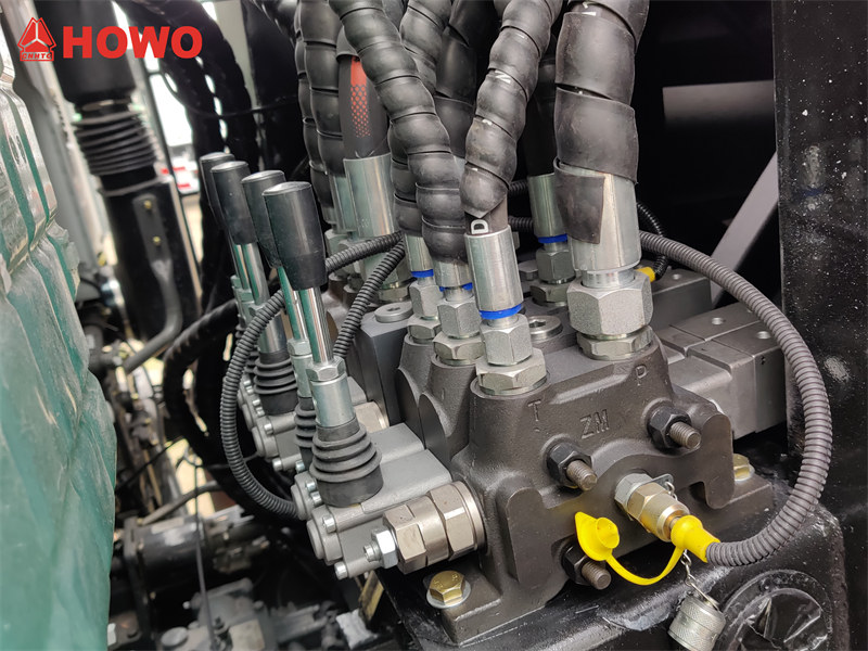 HOWO rear loader hydraulic control valve