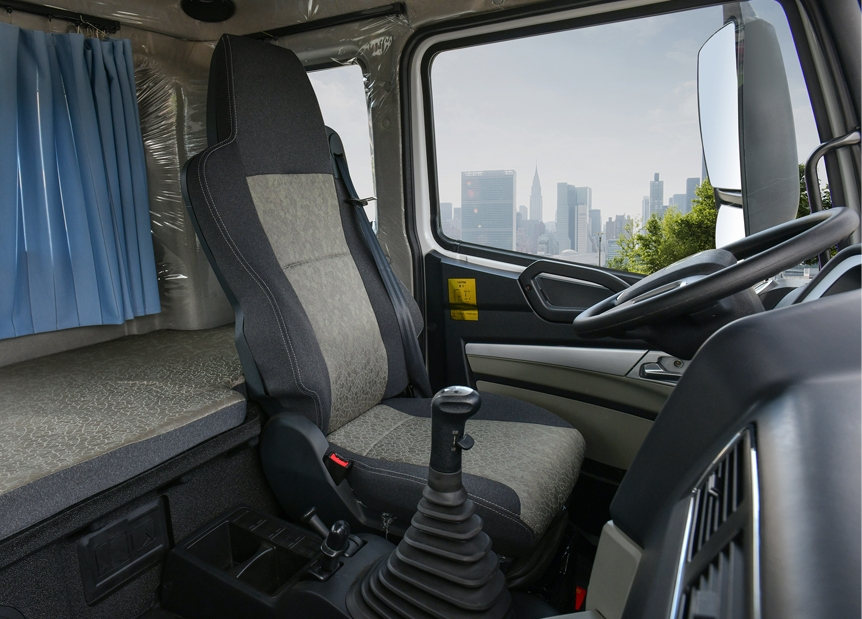 HOWO NX series trailer head