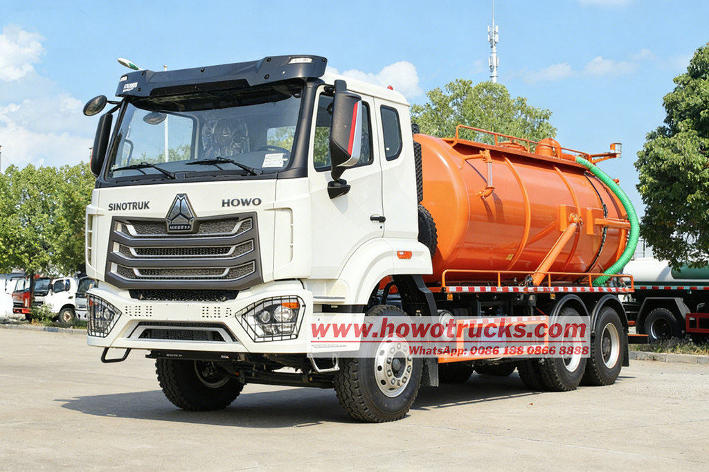 HOWO NX 371HP sewage vacuum tank vehicle