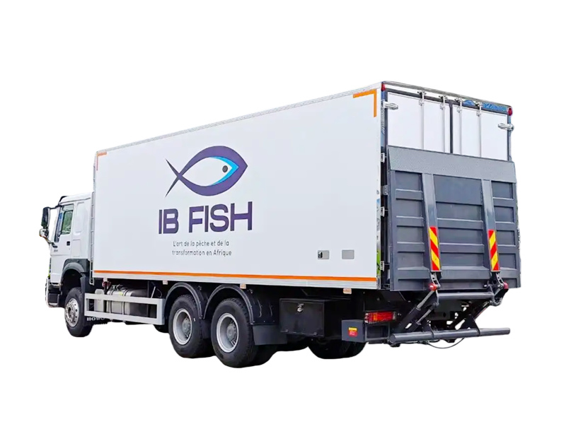 HOWO 10 wheeler refrigerator truck