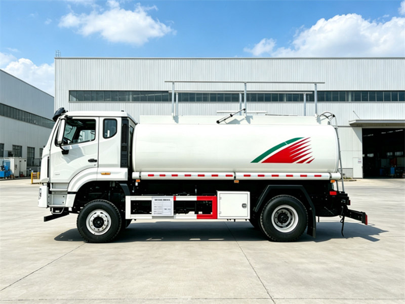 HOWO M7 12000L fuel tank truck HOWO M7 12000L fuel tank truck