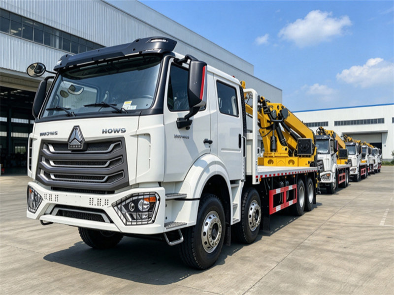 HOWO NX 6x4 flatbed crane truck HOWO NX 6x4 flatbed crane truck